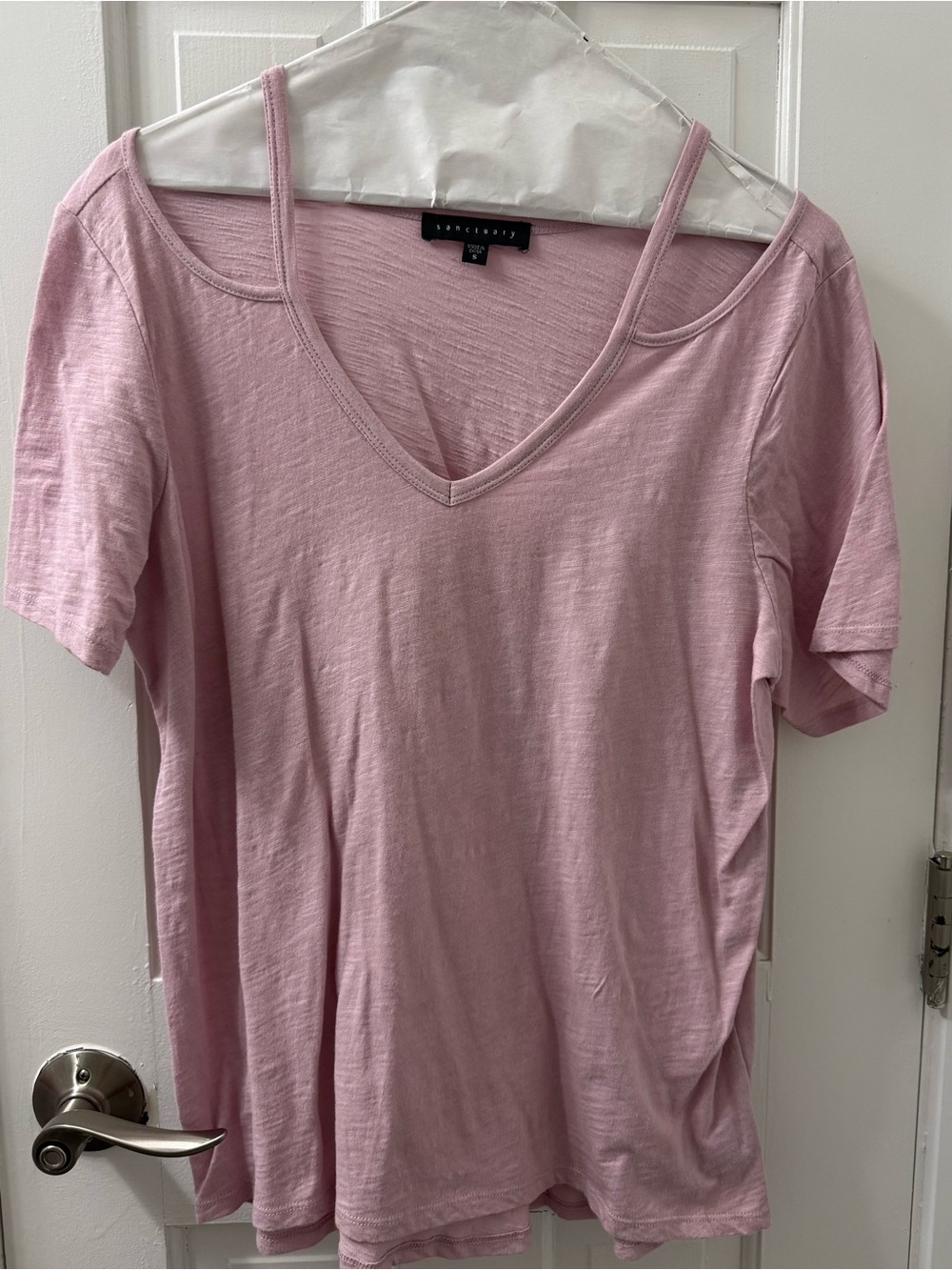 Like New Sanctuary Women's Pink V-Neck Short Sleeve Top w Cut Outs, Sz S